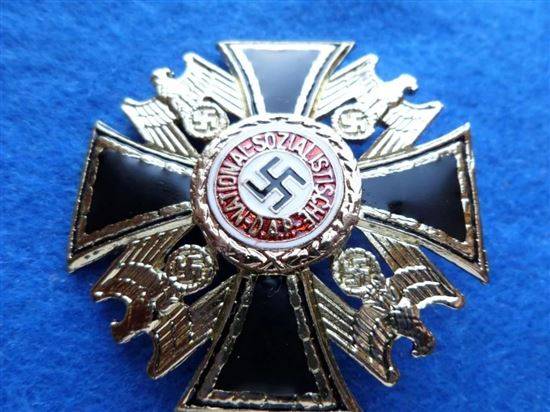 Фашистские медали. Ордена 3 рейха. Ордена фашистской Германии. Награды СС третьего рейха. Высший орден нацистской Германии.